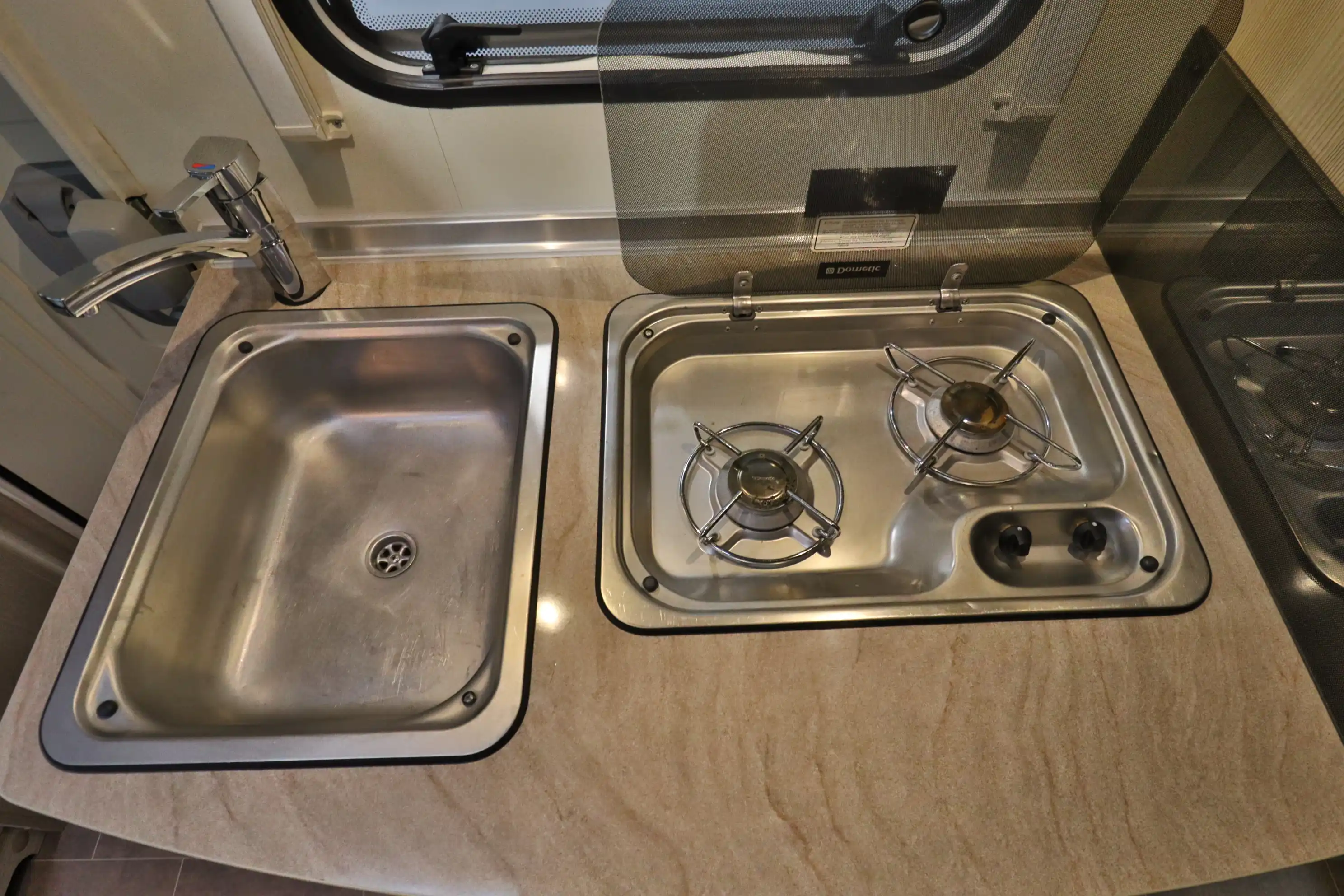 HYMER-ERIBA Future 430 T 